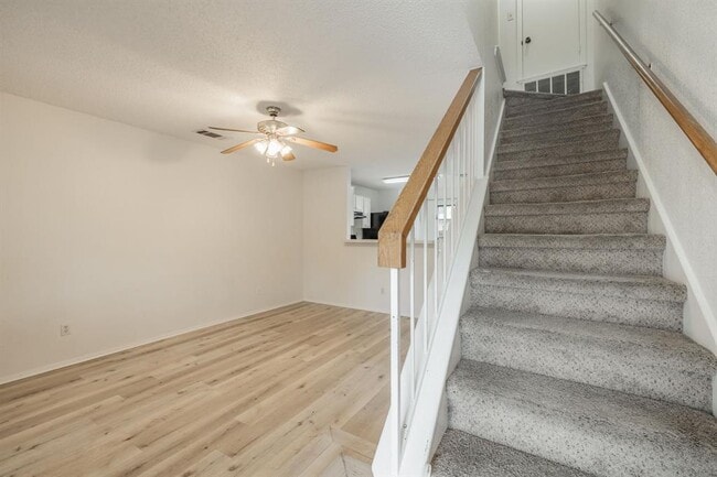Building Photo - 11901 Swearingen Dr