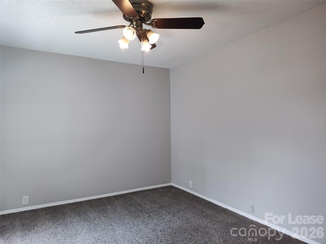 Building Photo - 7001 Stonington Ln