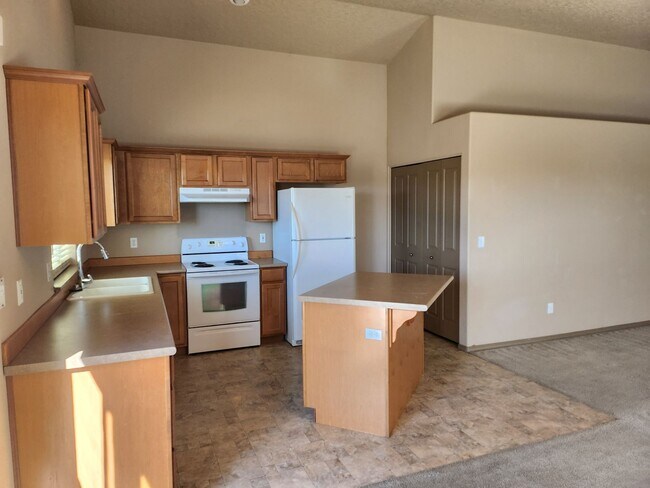 Building Photo - 51269 Riley Ln
