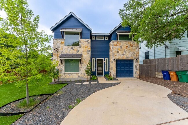 Building Photo - Modern Elegance in Austin: 4BR/3BA Sanctuary with Stylish Design and Inviting Ambiance!