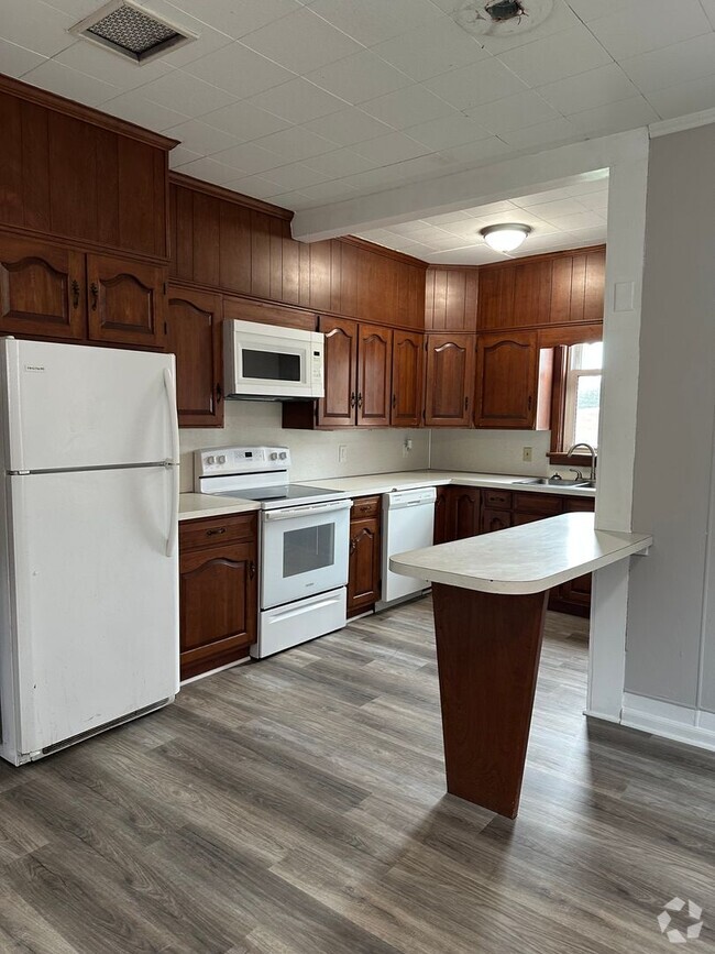 Building Photo - 3 Bedroom 1.5 bathroom in Elizabethtown PA