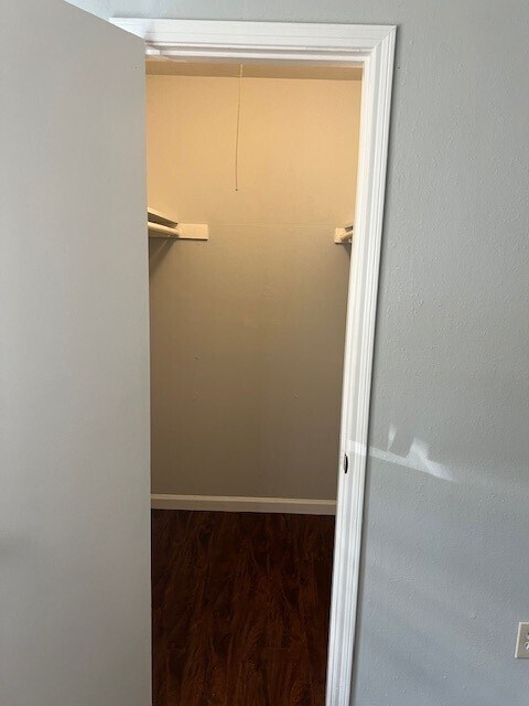 Building Photo - 12715 W Club Ln