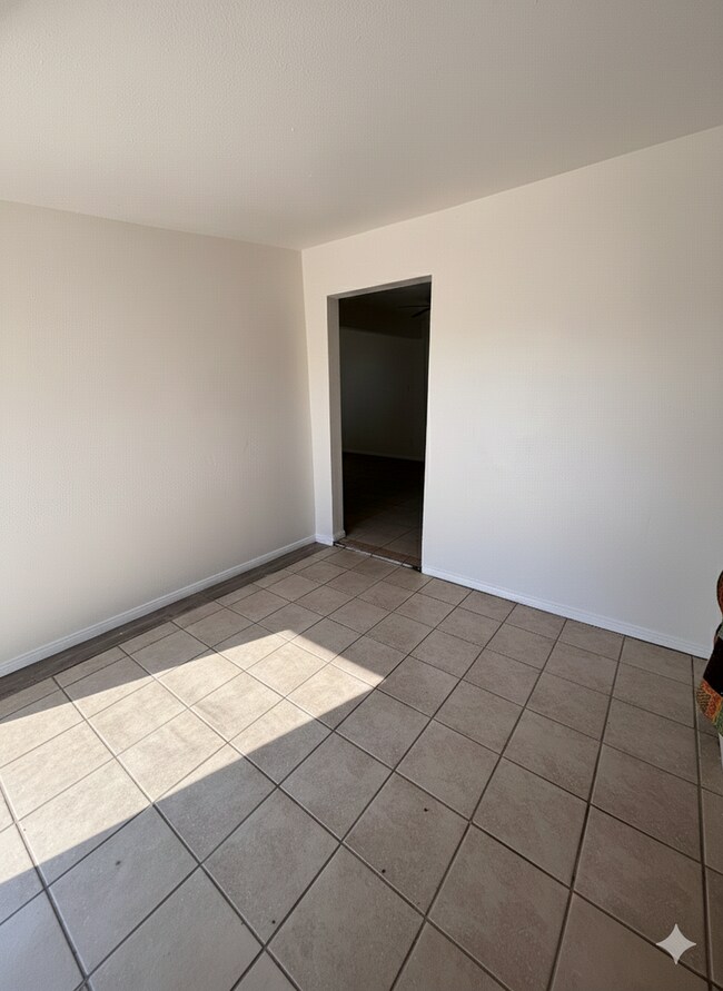 Building Photo - * Acoma (Lease Only)