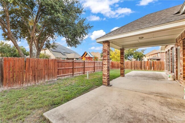 Building Photo - 24 N 24th St