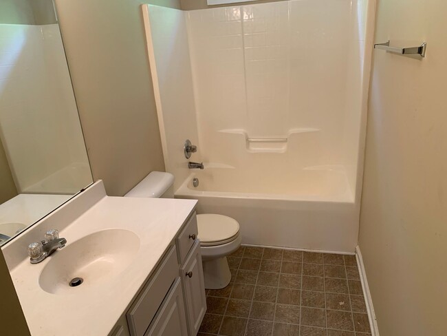 Building Photo - 51 Tahoe Dr