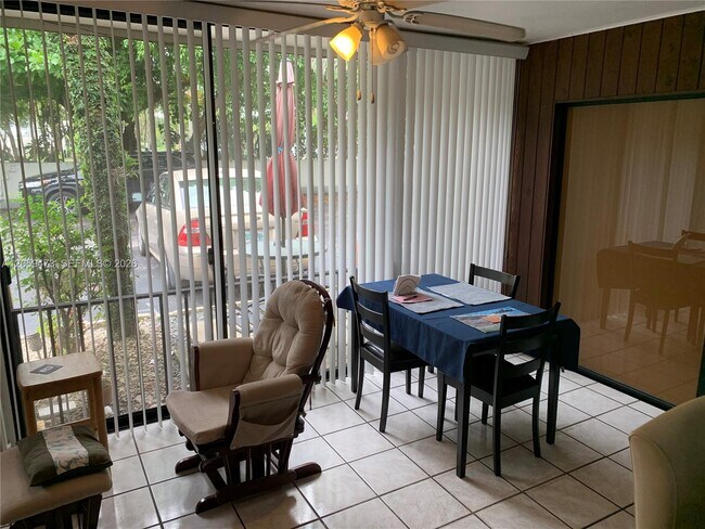 Building Photo - 6626 Miami Lakes Dr