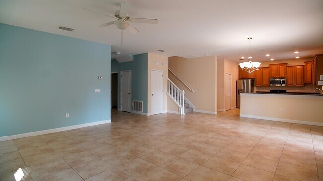 Building Photo - 1528 Moon Valley Dr