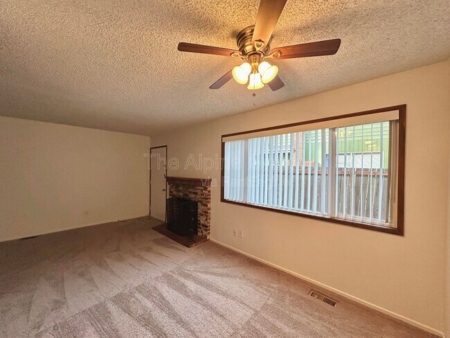 Building Photo - 6080 SW Valley Ave