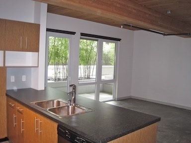 Building Photo - Veer Lofts Condominiums ~ South Lake Union