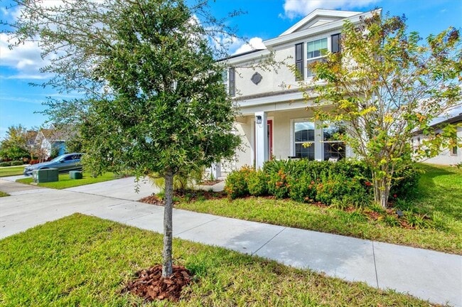 Building Photo - 5709 Silver Sun Dr