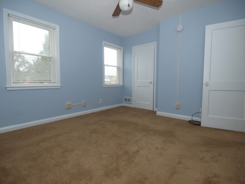 Main Bedroom - 3422 McShane Way