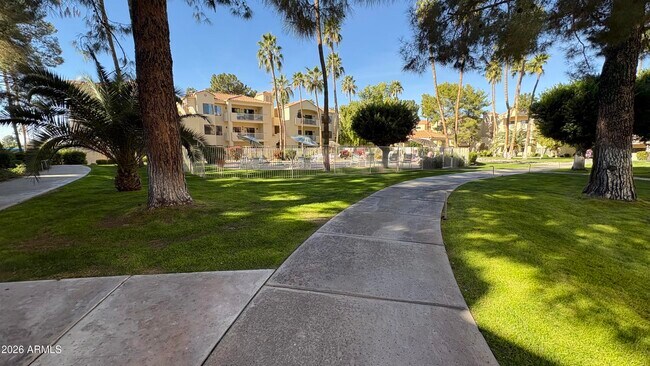 Building Photo - 19400 N Westbrook Pkwy