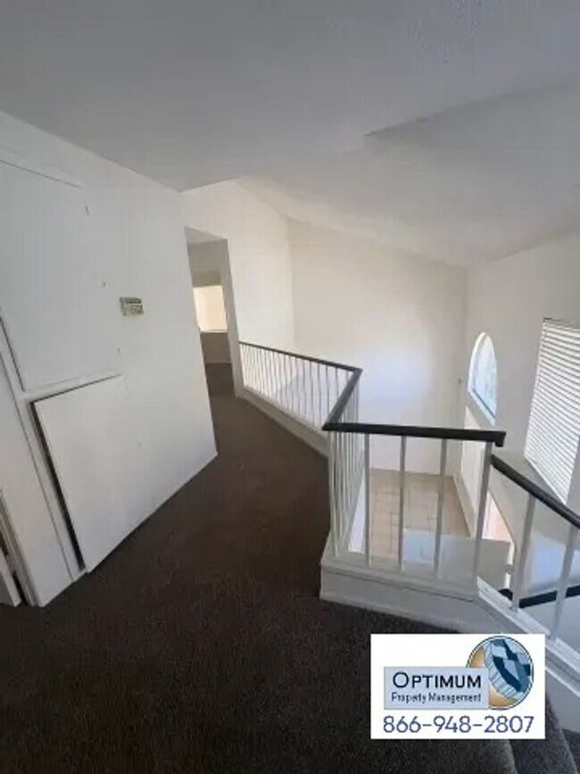 Building Photo - Charming 3-bedroom, 2-bathroom two-story home