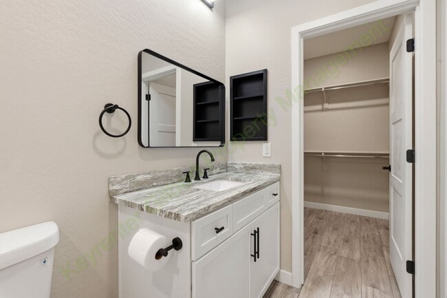 Building Photo - Brand-New 3-Bedroom Duplex with Designer Finishes & Private Yard in Central Mesa