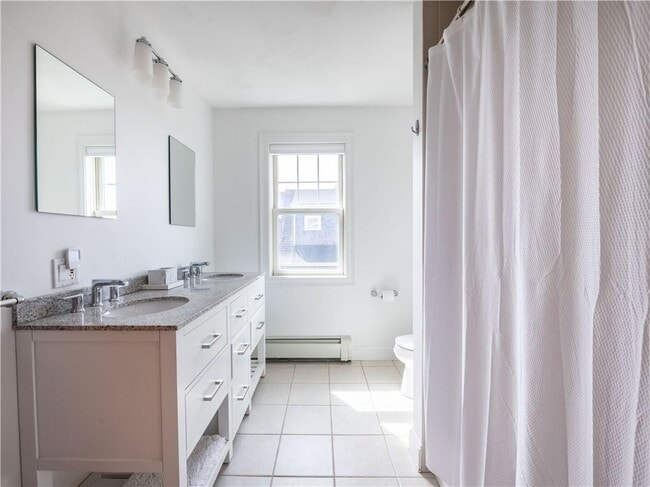 Building Photo - 573 Wolcott Ave