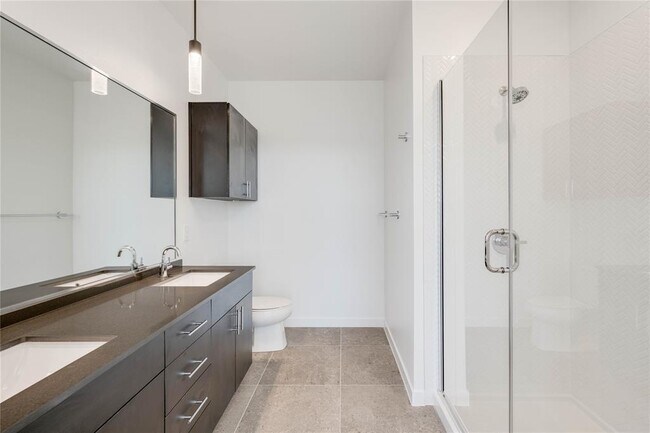 Building Photo - 4801 Springdale Rd