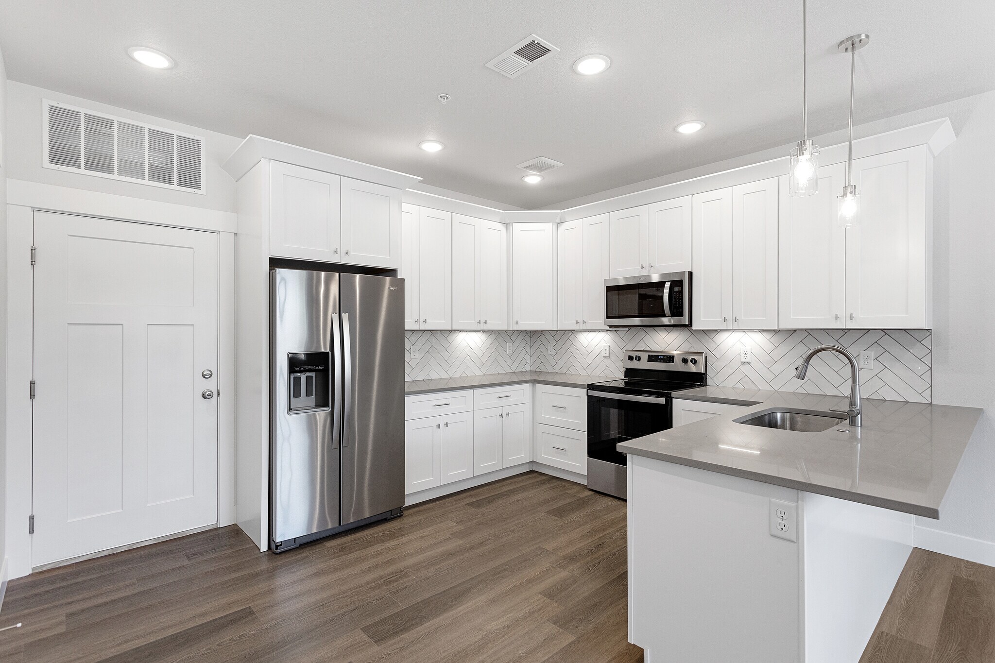Building Photo - 2402 49th Avenue Ct