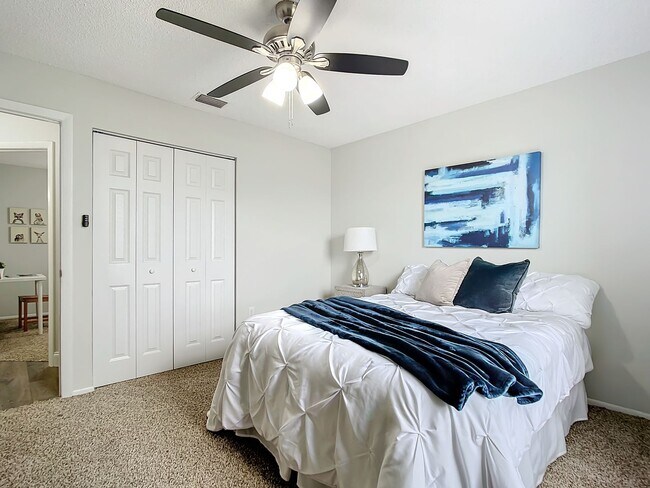 Building Photo - Gorgeous 3-Bedrorom, 2 Bath, 1165 sq ft home