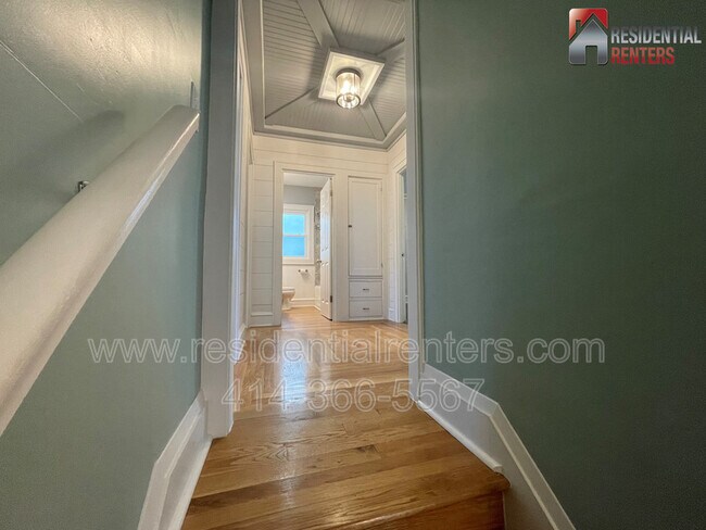 Building Photo - 2369 N 61st St