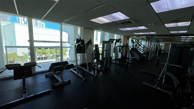 Building Photo - 41 SE 5th St