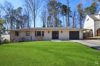 Building Photo - 3686 Donaldson Dr NE