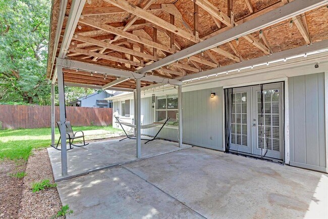 Building Photo - 20820 Jumpers Delight Ln