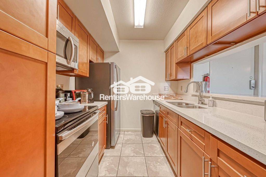 Building Photo - 8433 Hearth Dr