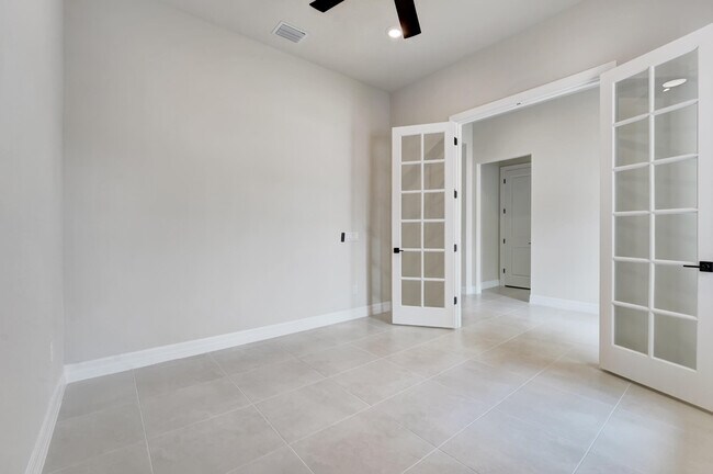 Building Photo - 5329 Blue Reed Ln.