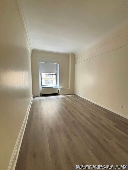 Building Photo - 62 Boylston St