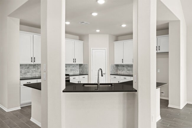 Building Photo - 2733 Arbor Edge Crossing