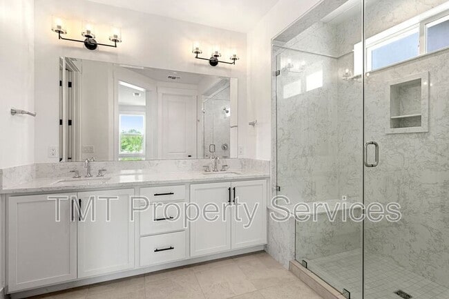 Building Photo - 6739 Micherra Cir