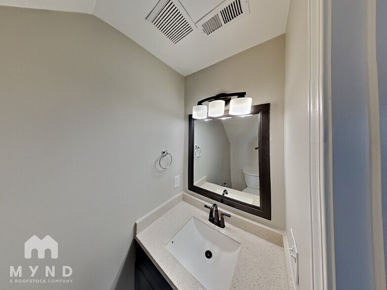 Building Photo - 3968 Elizabeth Glen Way