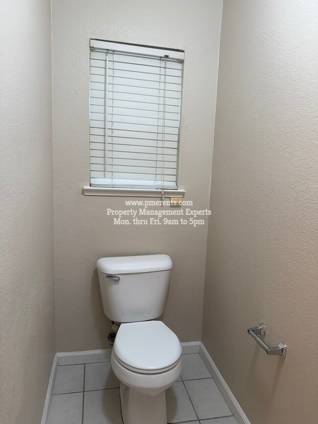 Building Photo - 10613 Hidden Grove Cir