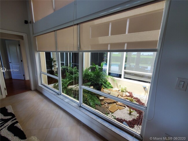Building Photo - 13111 S Calusa Club Dr