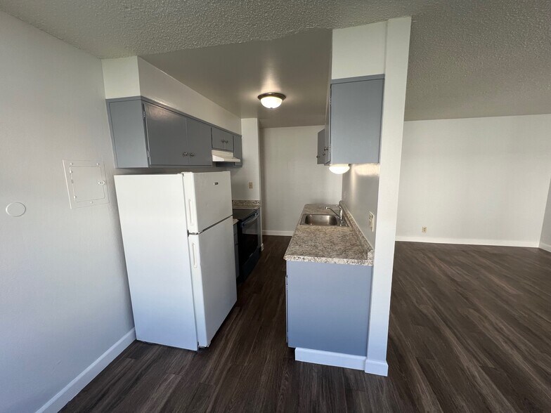 Building Photo - 2383 Arden Wy