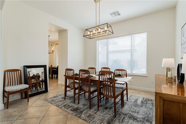 Building Photo - 7381 Summer Duck Way
