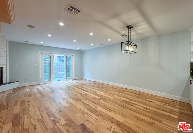 Building Photo - 1415 26th St