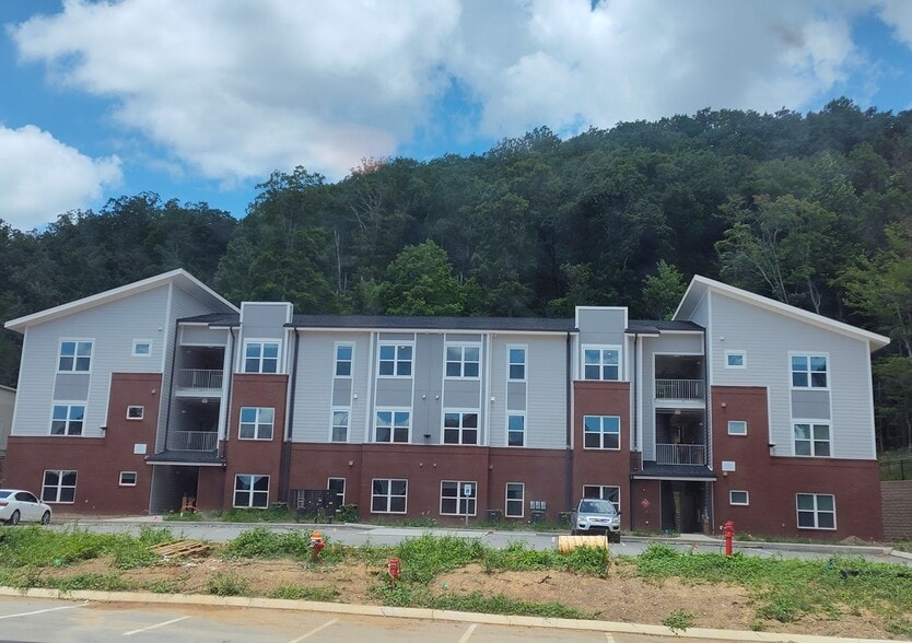 Primary Photo - Callahan Flats