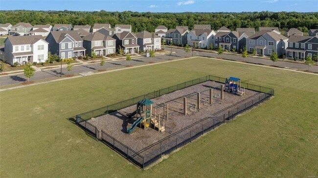 Building Photo - 6313 Town Ln
