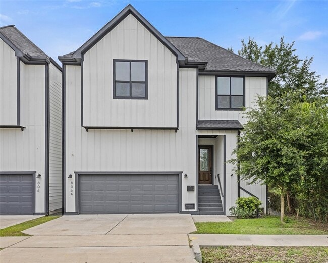 Primary Photo - 806 E 39th St