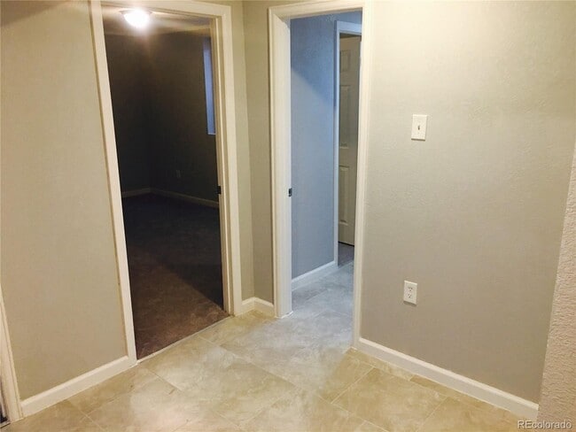 Building Photo - Long Realty & Property Management - Dual K...