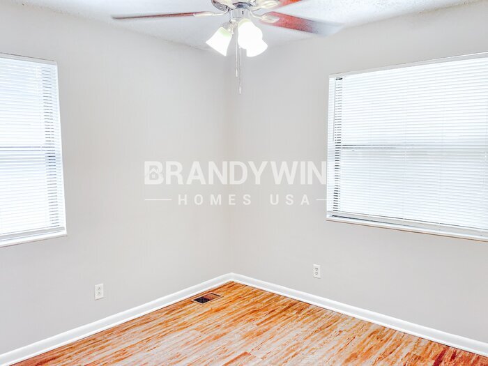 Building Photo - 4503 Anvers Blvd