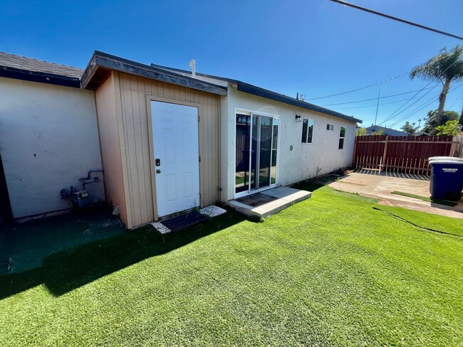 Building Photo - Great 3B/2BA Home in Imperial Beach!