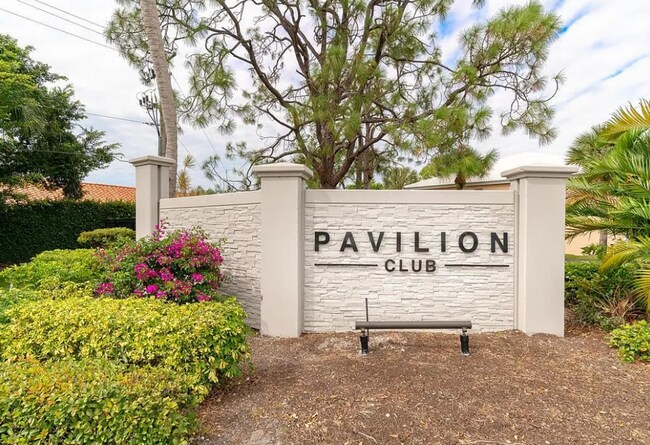 Building Photo - FURNISHED LONG TERM OR SEASONAL RENTAL WALKING DISTANCE TO MERCATO