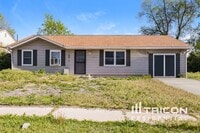 Building Photo - 3002 Hayman Terrace