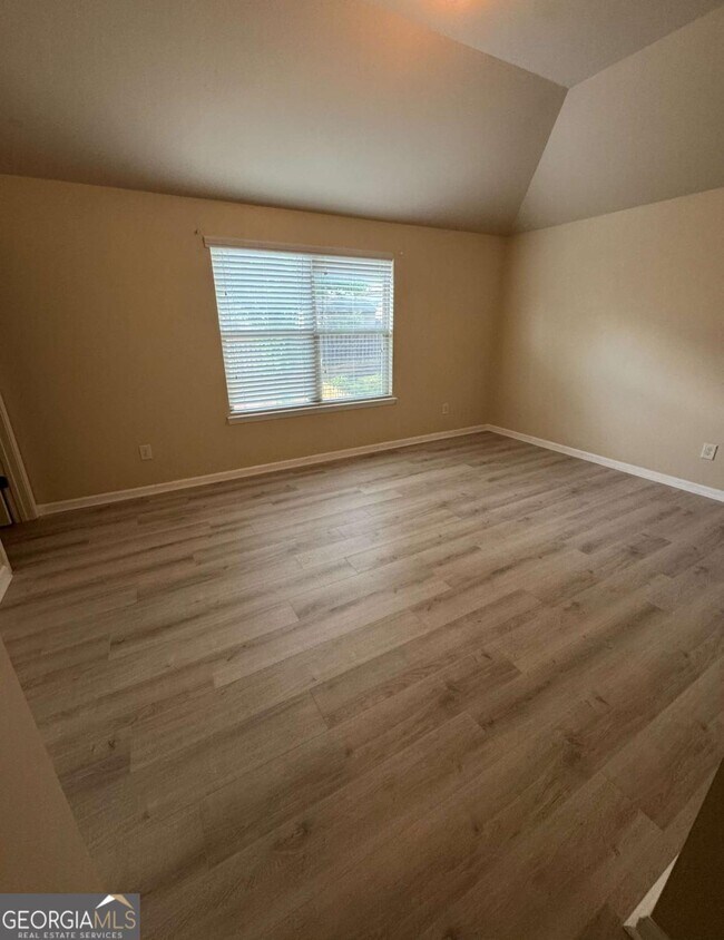 Building Photo - 852 Nevis Way