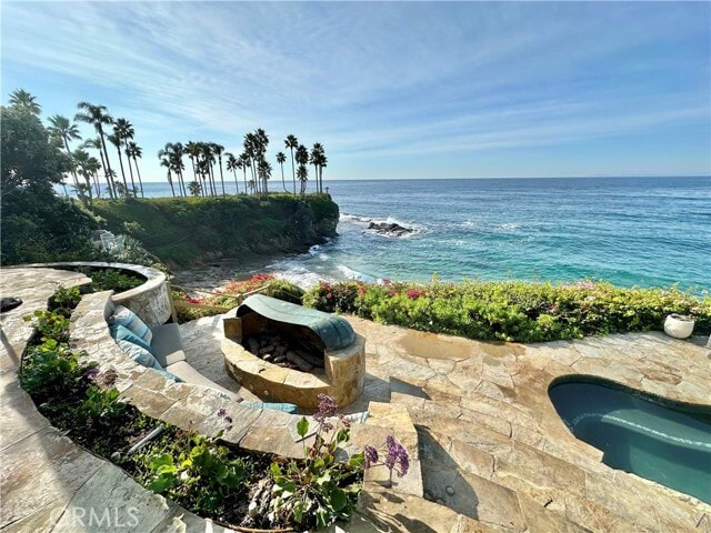 Building Photo - 1137 Marine Dr