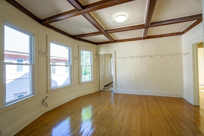 Building Photo - 1215 Madison St