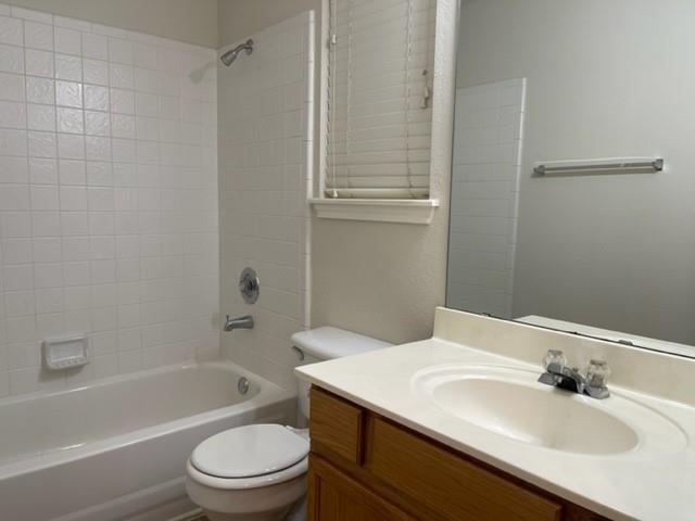 Building Photo - 6011 Bel Fay Ln
