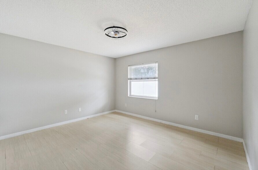 Building Photo - 4598 Conway Landing Dr